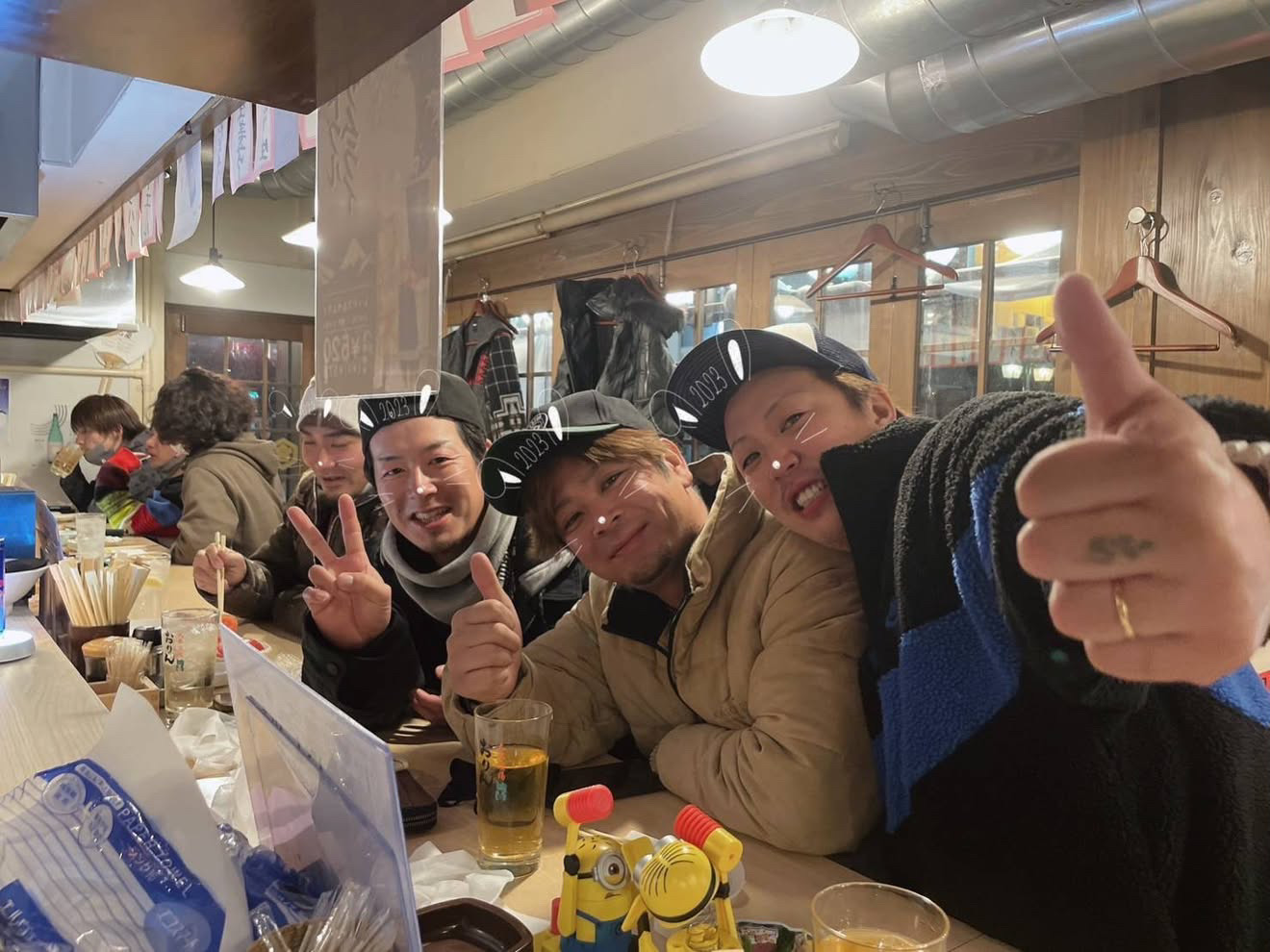 居酒屋で乾杯